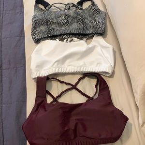 Onezie Brand Sports Bras Size Small